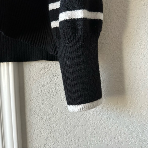 Philosophy Black & White Stripe Crew Neck Sweater - Picture 3 of 3